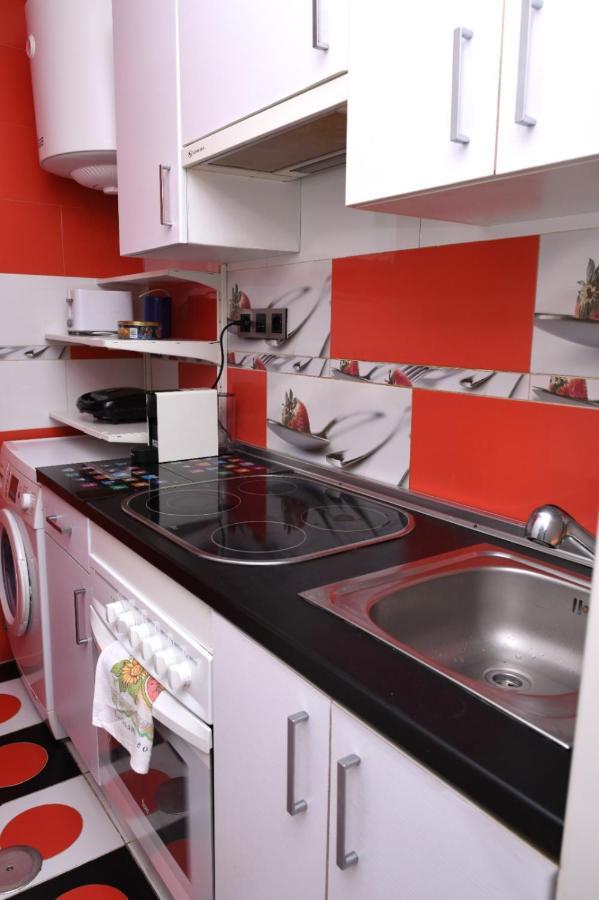 Departamentos C&G Apartment มาดริด ภายนอก รูปภาพ