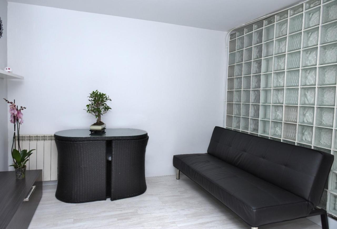Departamentos C&G Apartment มาดริด ภายนอก รูปภาพ